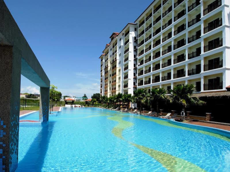 Suria Service Apartment-Hotel Bukit Merah Buitenkant foto