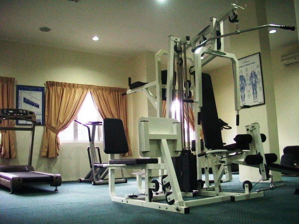 Suria Service Apartment-Hotel Bukit Merah Buitenkant foto