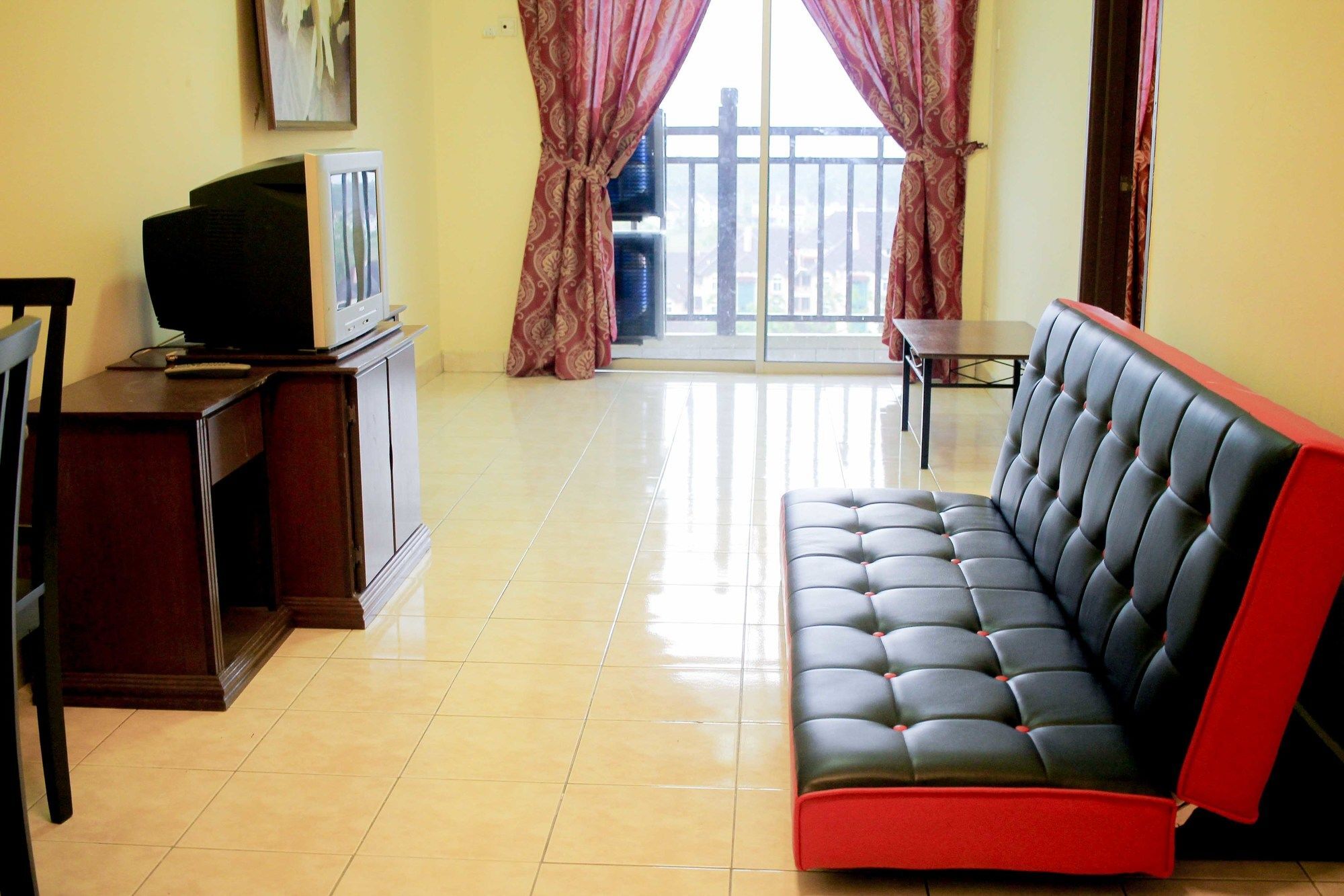 Suria Service Apartment-Hotel Bukit Merah Buitenkant foto